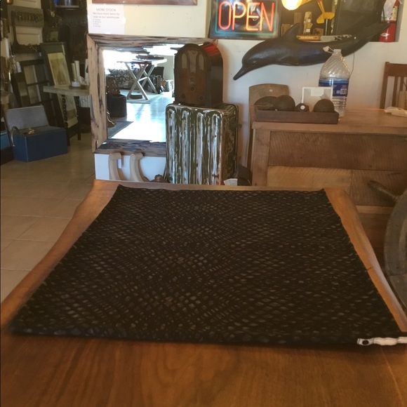 SOLD! Lululemon Vinyasa Wrap/Scarf - Picture 2 of 3